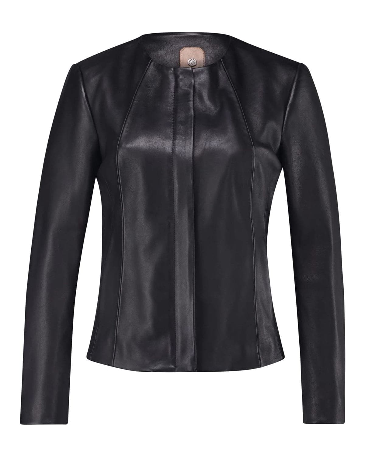 Atelier Collarless